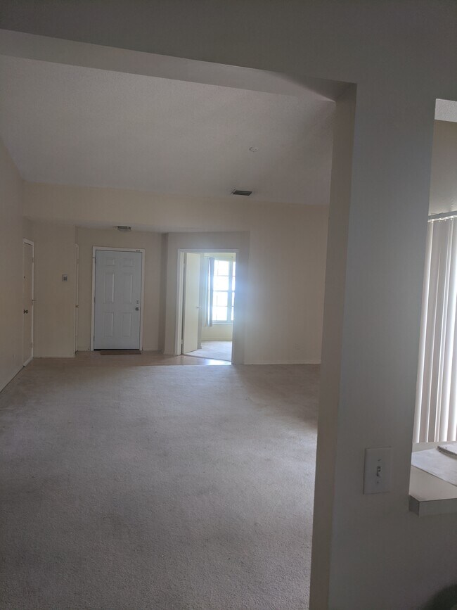 Building Photo - 8112 Tom Sawyer Dr