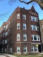 Building Photo - 2042 W Farragut Ave