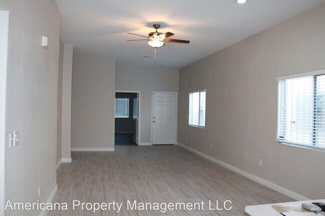Foto del edificio - 4 br, 2 bath House - 1647 Dwayne Stedman Ave