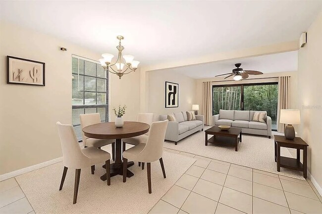 Foto del edificio - 911 SW 57th Ter