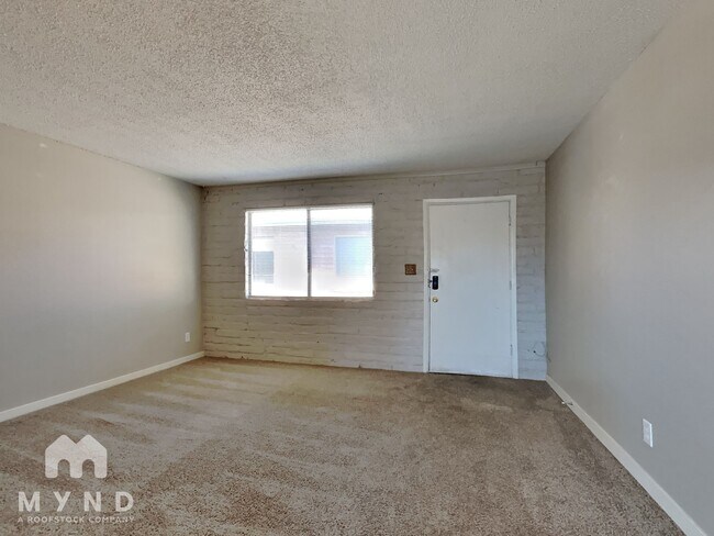 Foto del edificio - 912 S Dorsey Ln