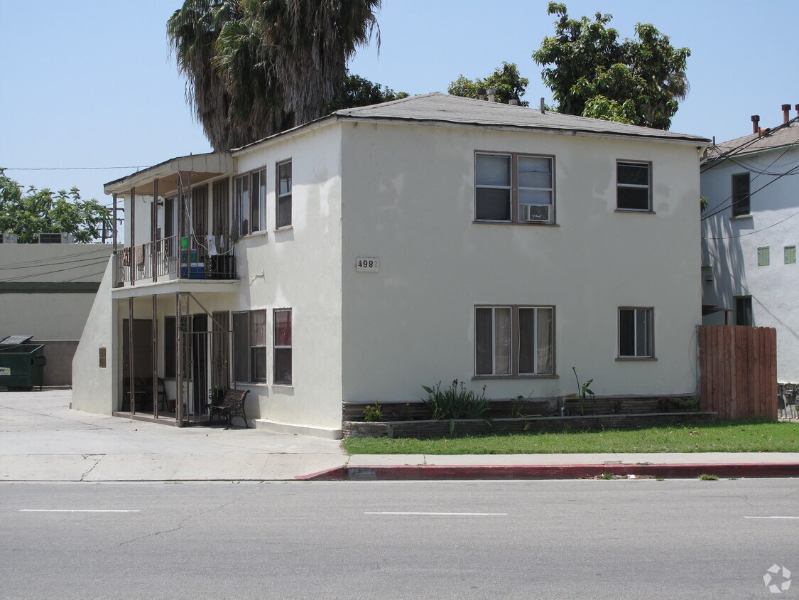 Building Photo - 4982 & 4986 Southern Ave