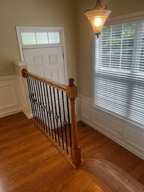 Foto del edificio - 212 Macleans Cross Ln SE