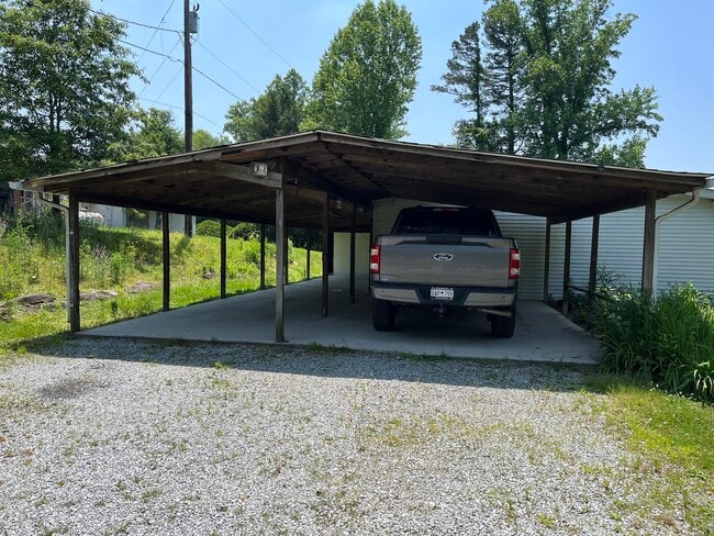 Building Photo - 50 JP Garren Drive-Apple Country Home
