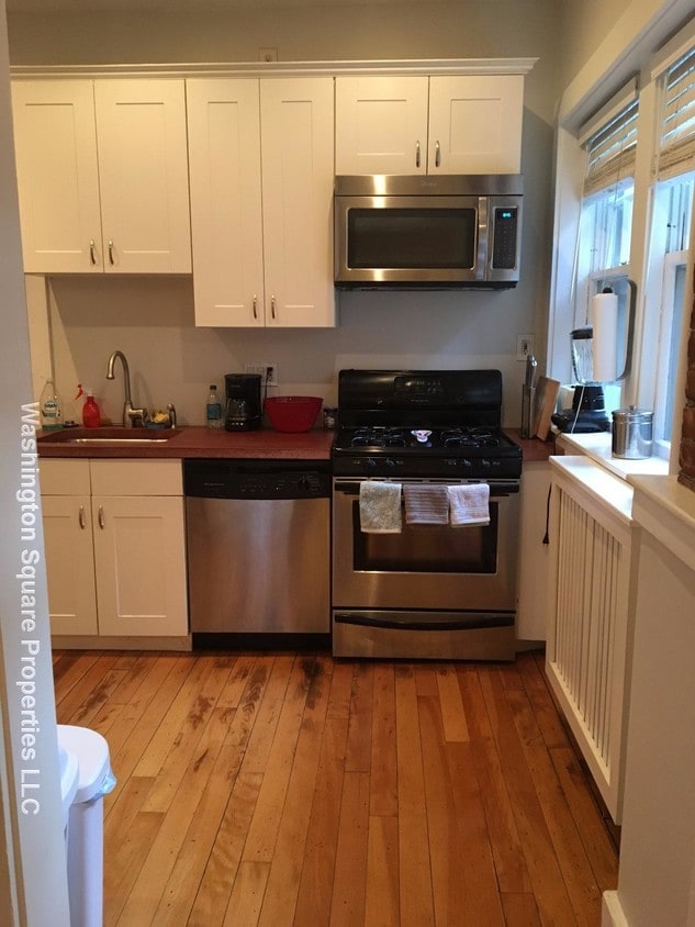 Primary Photo - 100 Washington St