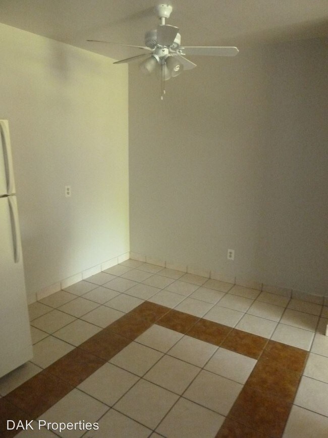 Building Photo - 7066 N 43rd St
