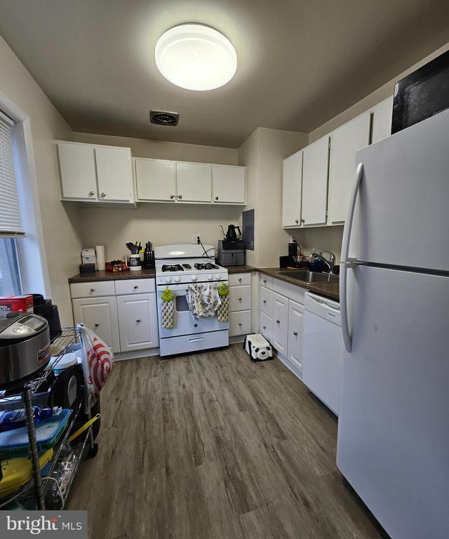 Foto del edificio - 4100 Daniels Ave