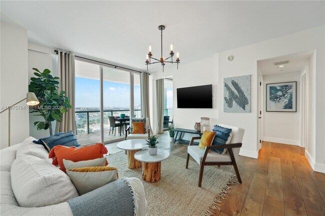 Foto del edificio - 6799 Collins Ave