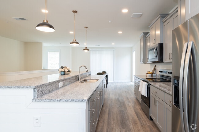 3BR, 2.5BA - 2,782SF - Kitchen - Fields of Aberdeen