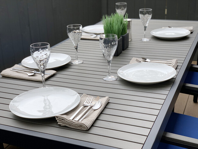 Outside Dining with Grill - 1519 Pine St