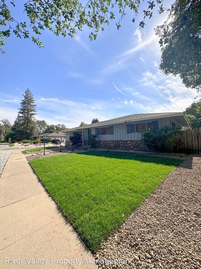 Building Photo - 3 br, 2 bath House - 4700 Winding Way