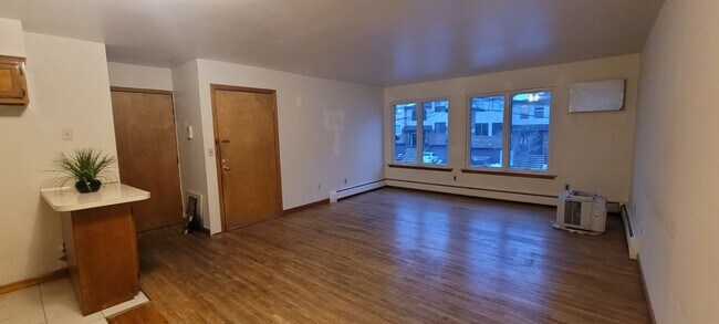 Foto del edificio - 219 Roosevelt St