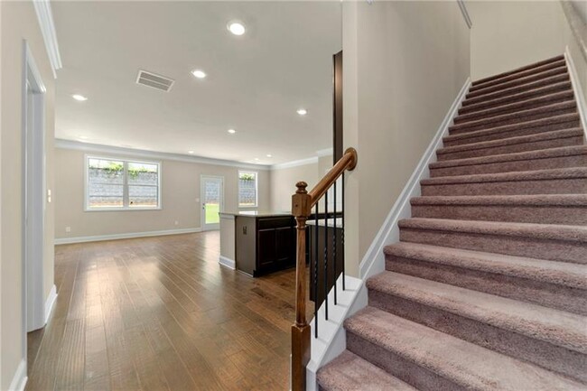 Building Photo - 1795 Hamilton Creek Pkwy