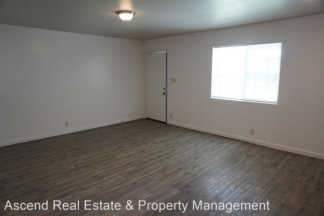 Building Photo - 2 br, 1 bath House - 10828 Tamarron Drive #B