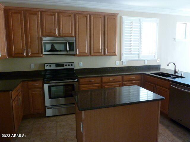 Building Photo - 17622 W Statler Dr