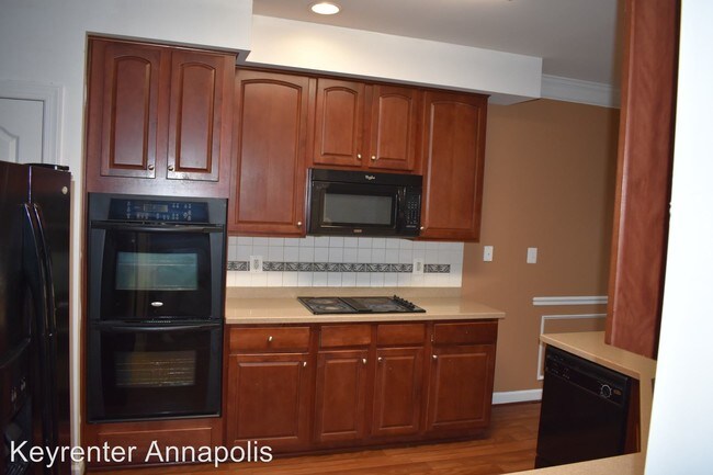 Foto del edificio - 3520 Carriage Walk Ln