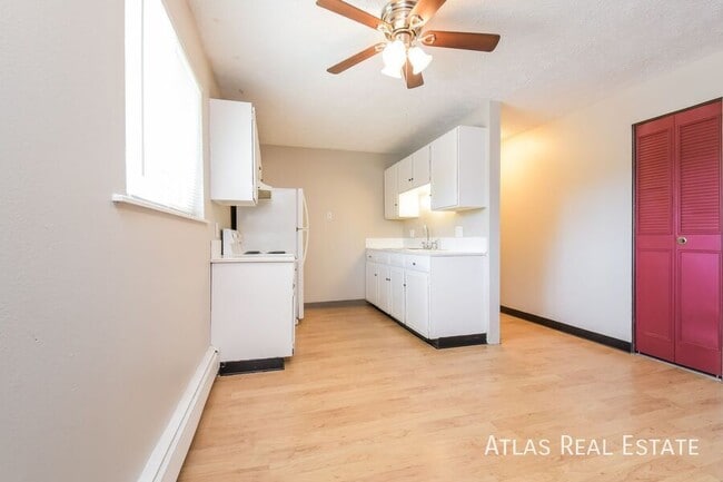Building Photo - 12111 W Nevada Dr