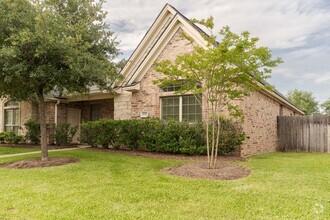 Building Photo - 117 Kleine Ln