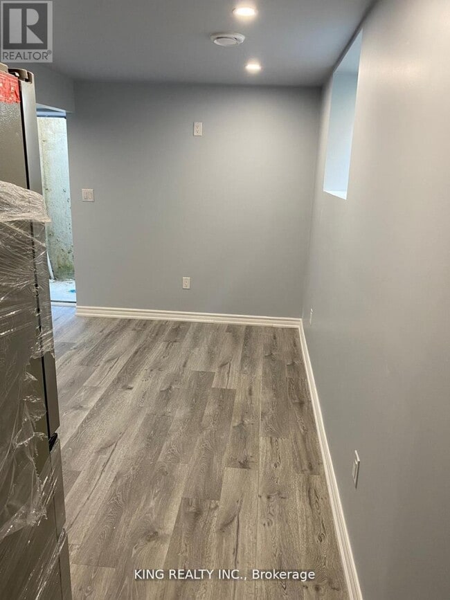 Building Photo - 3768 Stewart Ave.