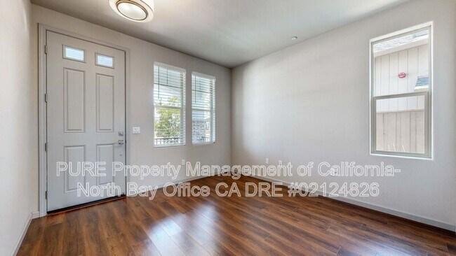 Foto del edificio - 1642 Hopper Ave