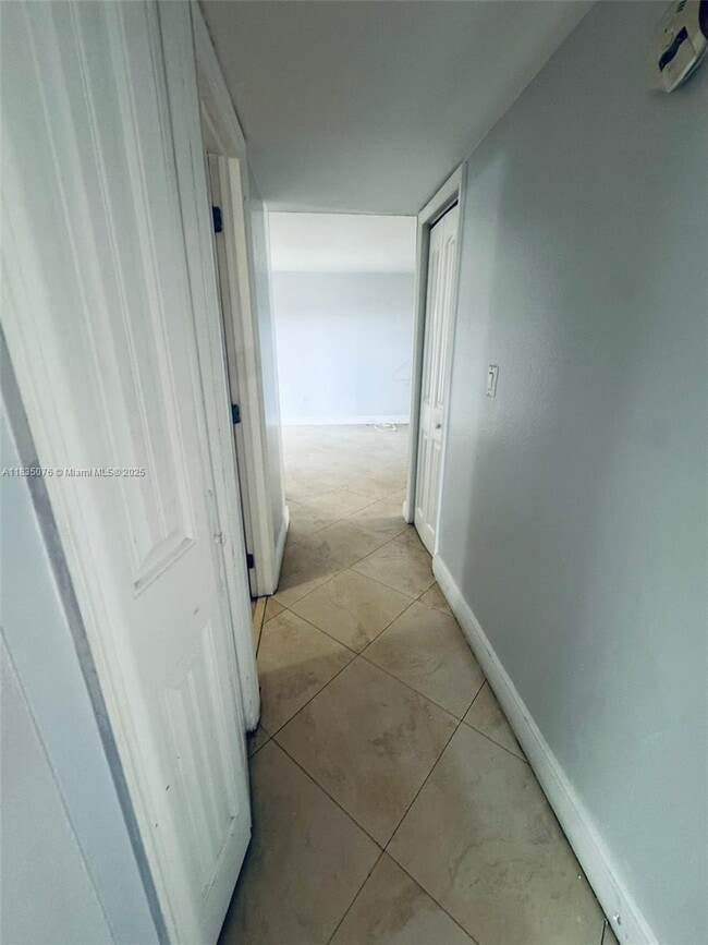 Foto del edificio - 10850 W Flagler St