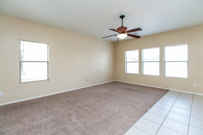 Foto del edificio - 2714 S Sailors Way