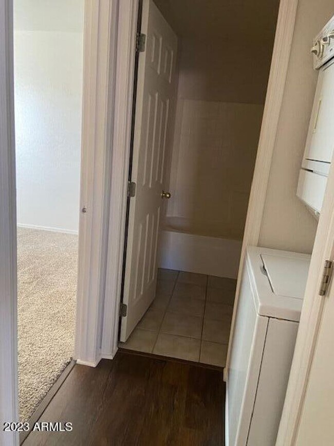 Foto del edificio - 2 BEDROOM IN APACHE JUNCTION!