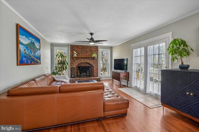 Foto del edificio - 4400 Loganberry Ln