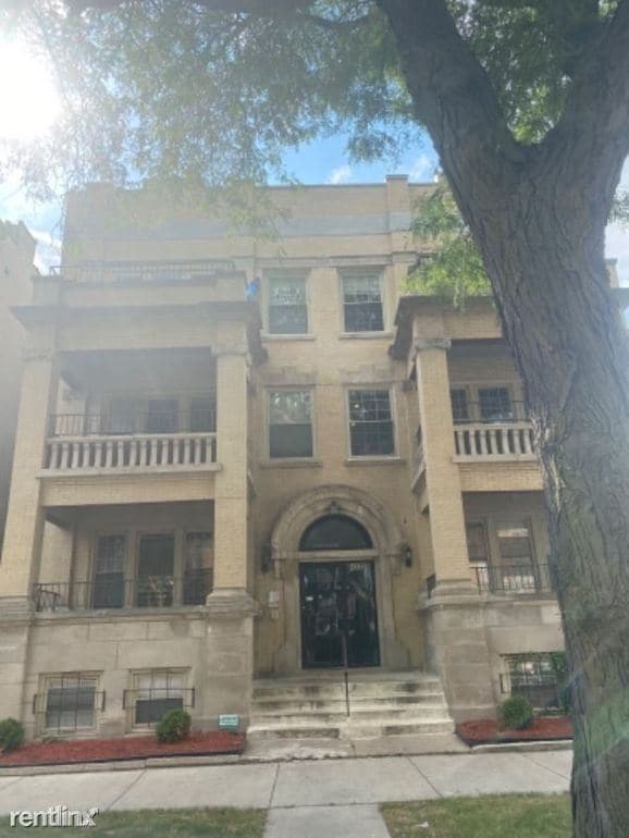 Primary Photo - 3 br, 2 bath Condo - 4320 S Michigan Ave