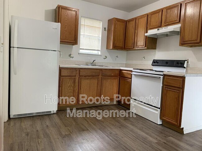 Foto del edificio - 1414 S Powell St