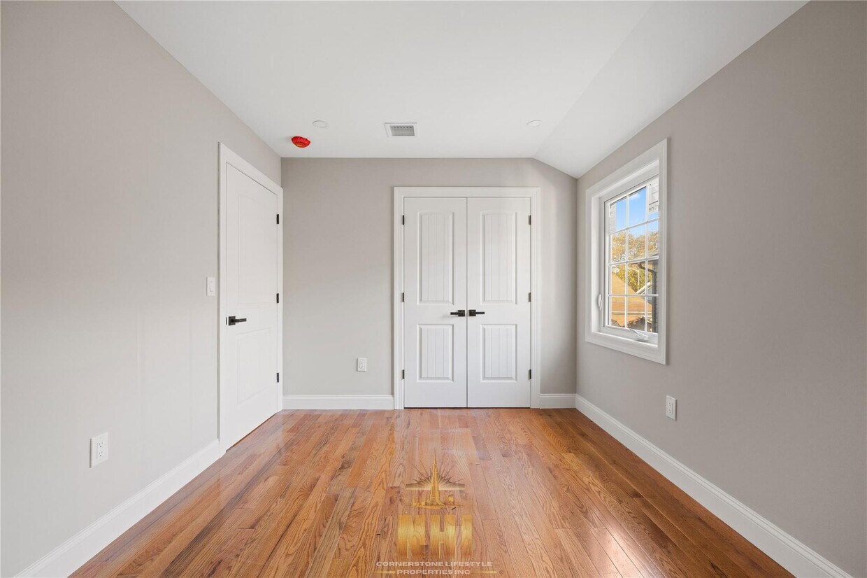 Foto principal - 190- 1 111th Ave