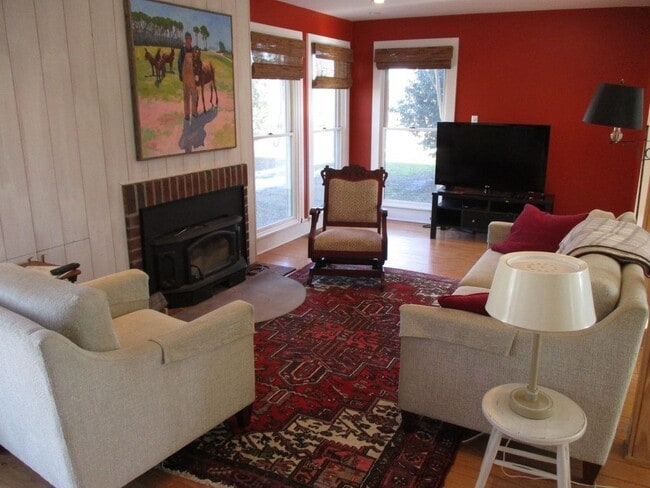 Building Photo - 14262 Shore Dr