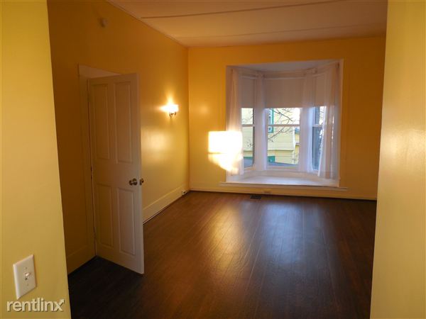 Building Photo - 177 Gibson St