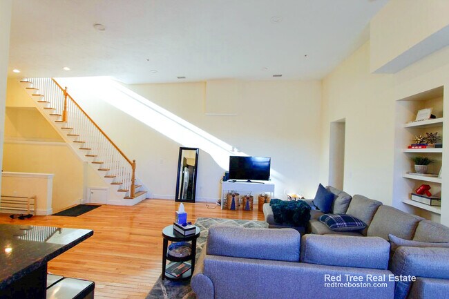 Foto del edificio - 1032 Commonwealth Avenue