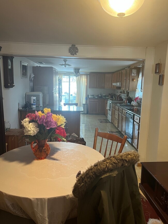 Foto del edificio - 14 Canterbury St