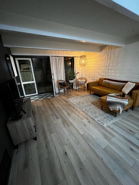 Foto principal - 451 Dela Vina Ave