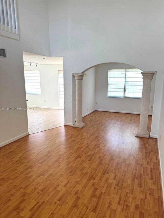 Building Photo - 17037 SW 39th St