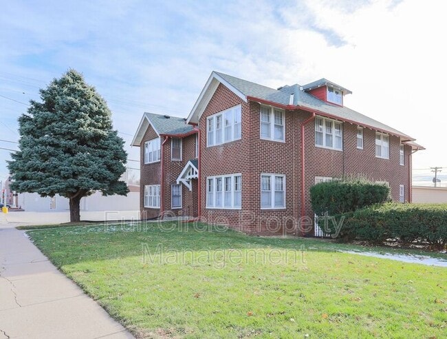 Photo - 2415 F St House