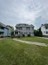 Building Photo - 1257 W Clifton Blvd