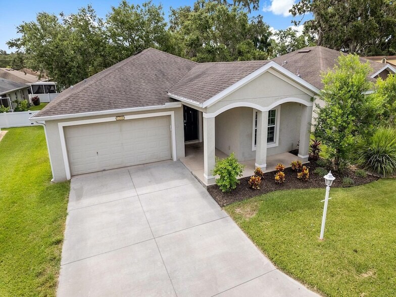Foto principal - 5308 34th Ave E