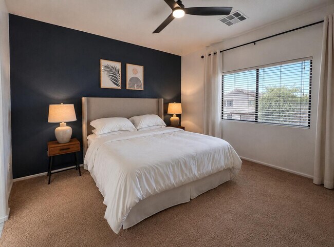 Foto del edificio - 41342 W Capistrano Dr