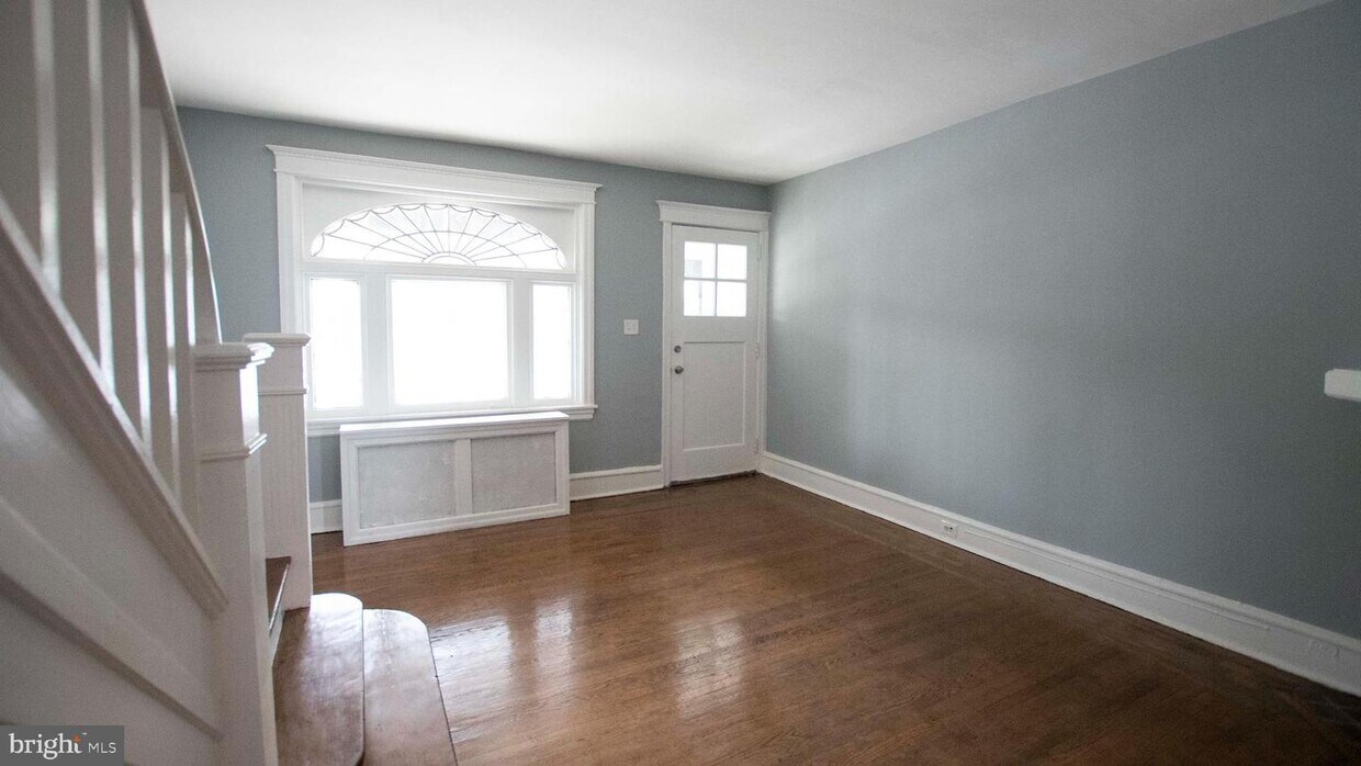 Foto principal - 5815 Larchwood Ave