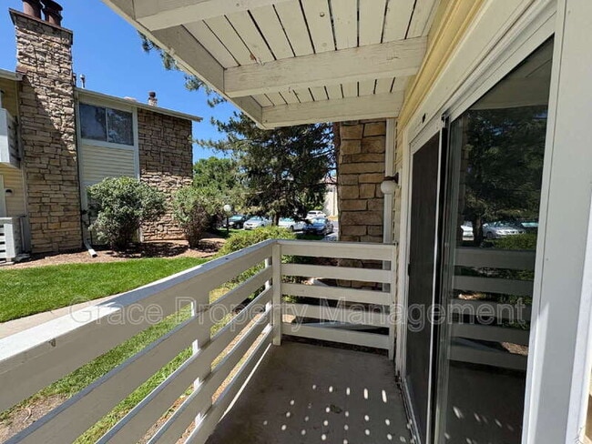 Building Photo - 8555 E Fairmount Dr