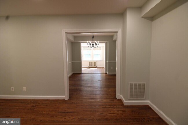 Foto del edificio - 303 Commonwealth Ave