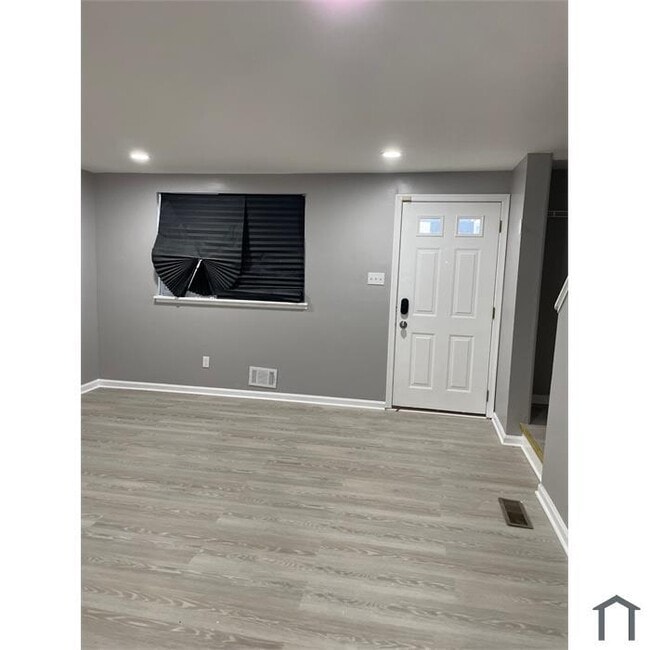 Photo - 3 Bedroom with finished basement Townhome