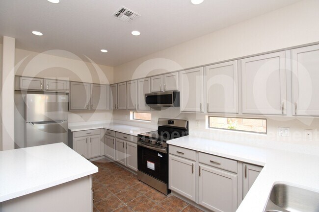 Foto del edificio - 4005 N 126th Ave