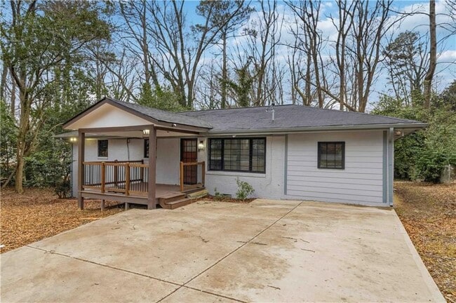 Foto del edificio - 2953 Meadowview Dr SE