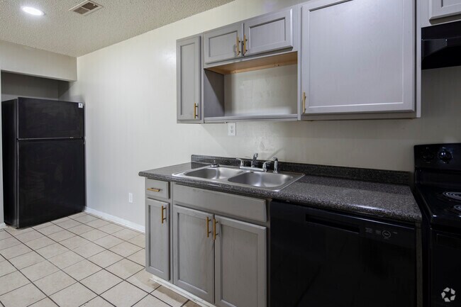 1 habitación, 1 baño, 600 pies cuadrados, cocina - Redstone Garden Apartments
