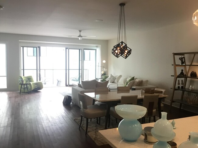 Foto del edificio - 2128 9th Ave N
