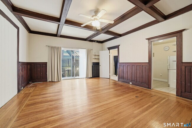 Foto del edificio - 382 Whitney Ave